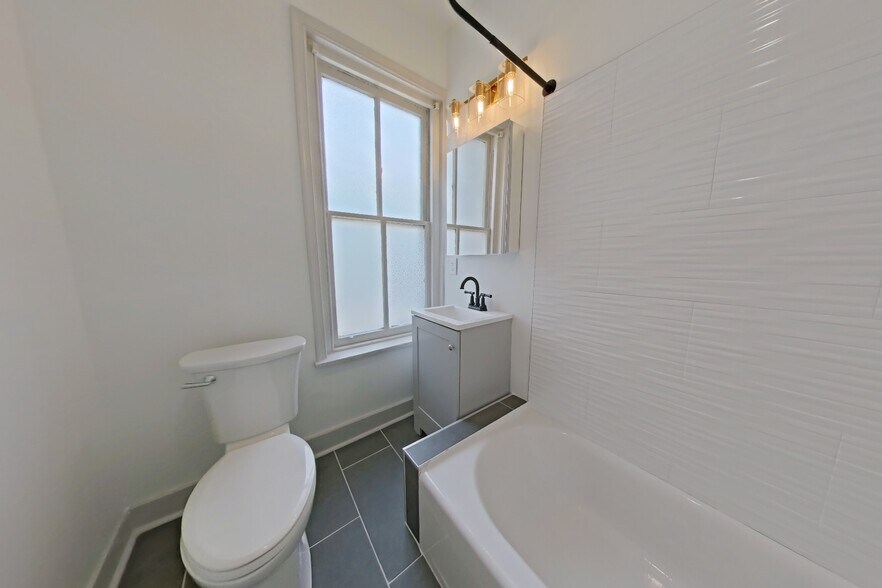 More Photos Of 201 Rochelle Ave, Philadelphia Multifamily For Sale