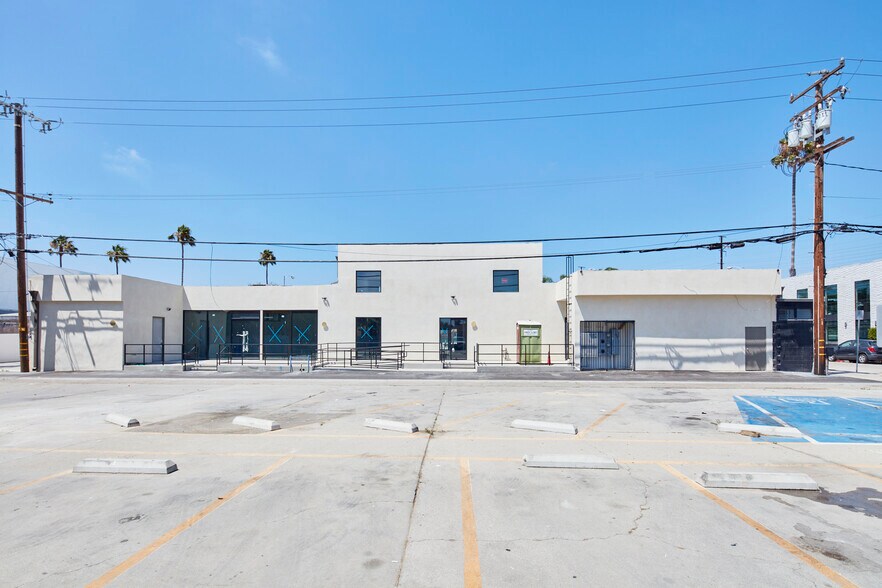 More Photos Of 12430-12464 W Washington Blvd, Los Angeles Freestanding For Lease