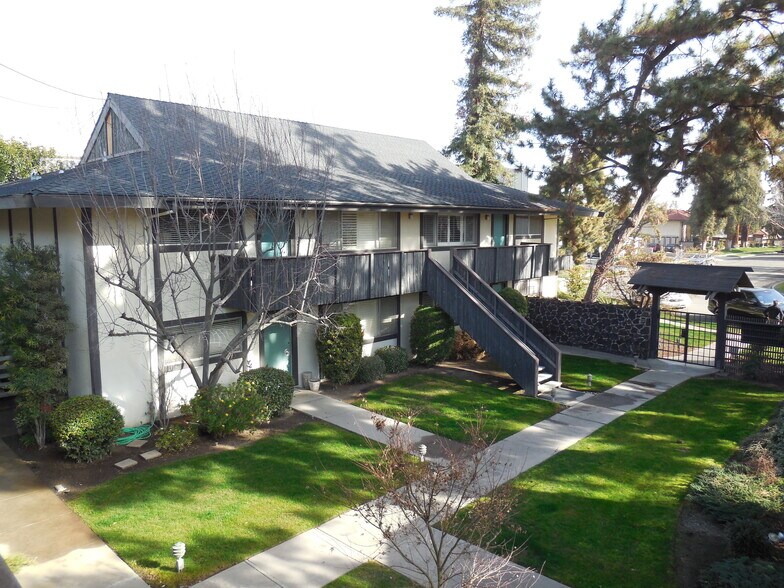 Primary Photo Of 5105 N Roosevelt Ave, Fresno Apartments For Sale