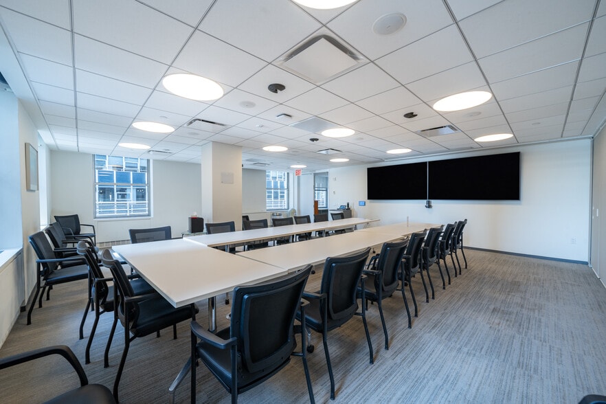 More Photos Of 125 Maiden Ln, New York Medical For Sale