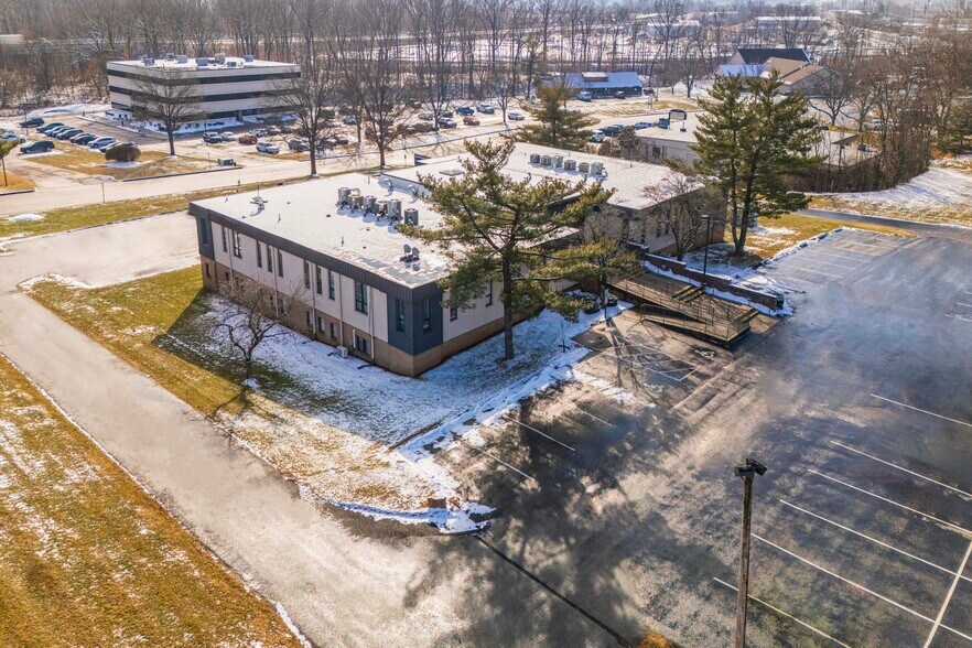 More Photos Of 1569 Medical Dr, Pottstown Office For Sale