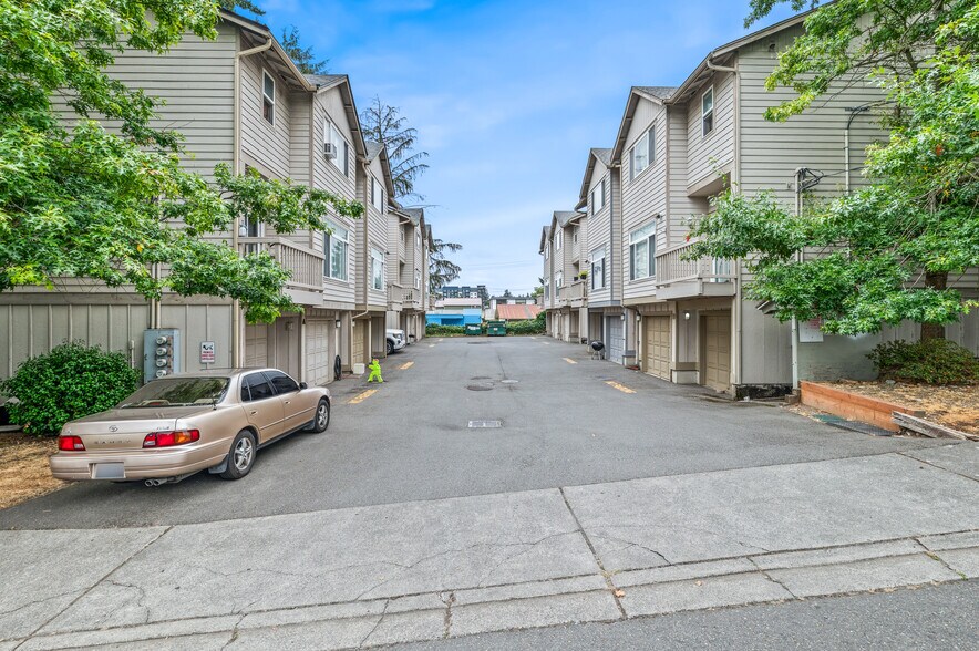 More Photos Of 620 SW 155th St, Seattle Apartments For Sale