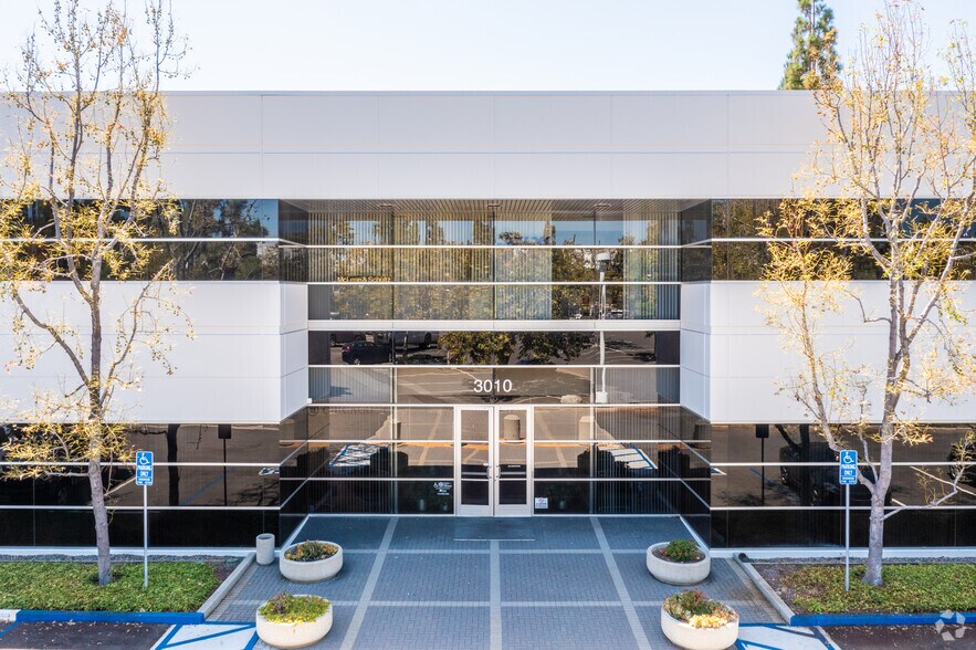 More Photos Of 3010-3070 Saturn St, Brea Unknown For Lease