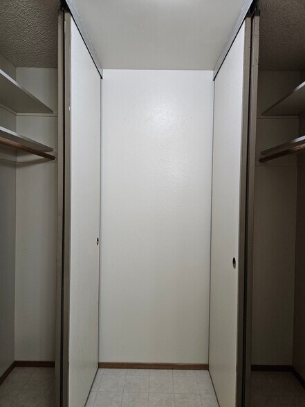 More Photos Of 1049 Armstrong St, Hayward Apartments For Sale
