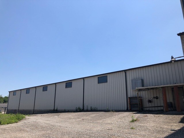 More Photos Of 105 Church Ln, Red Lion Warehouse For Sale