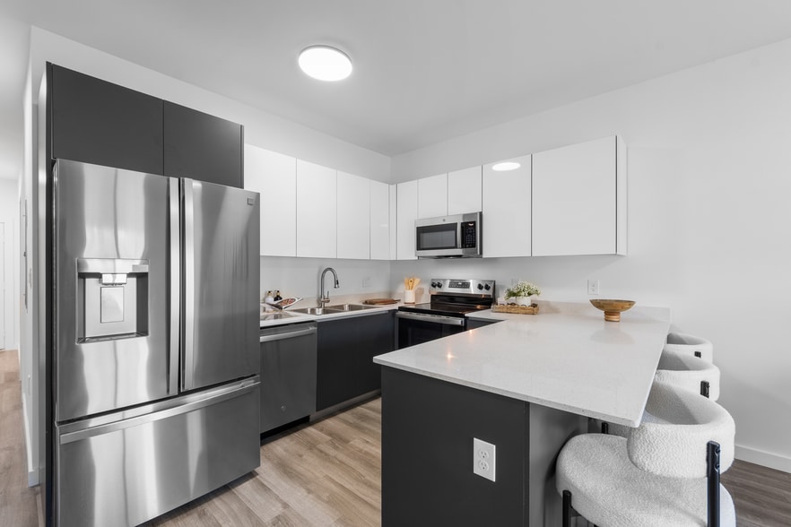 More Photos Of 1585 NW 29th Rd, Gainesville Apartments For Sale