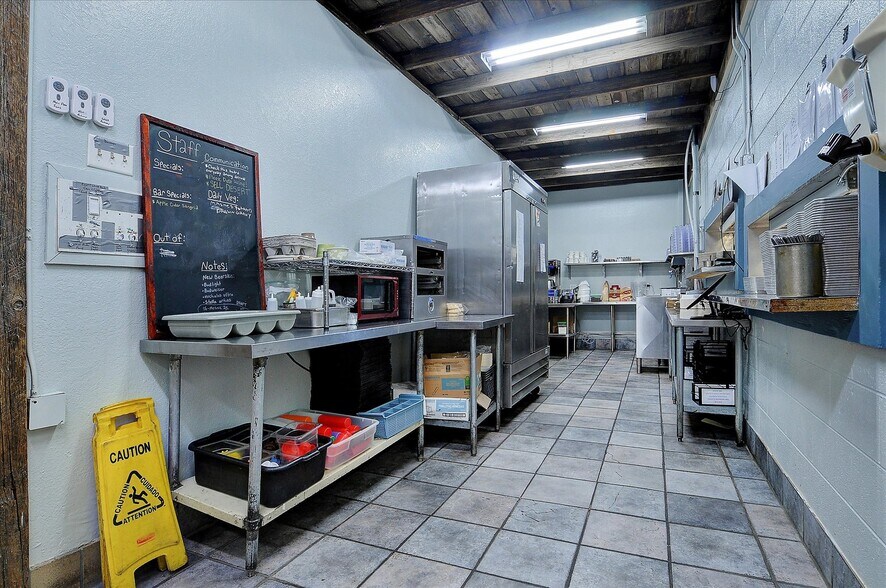 More Photos Of 720 E 50 Hwy, Salida Restaurant For Sale