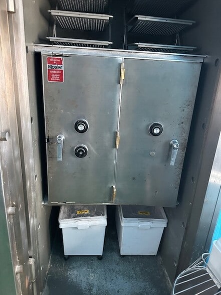 More Photos Of 650 Middle Tpke, Storrs Mansfield Freestanding For Lease