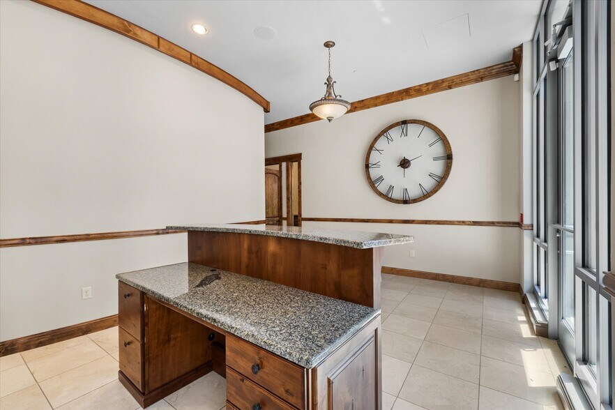 More Photos Of 1112 W Main St, Boise Apartments For Lease