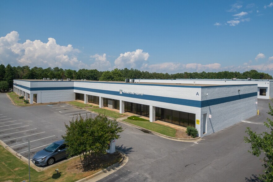 More Photos Of 4820 Clark Howell Hwy, College Park Industrial For Sale