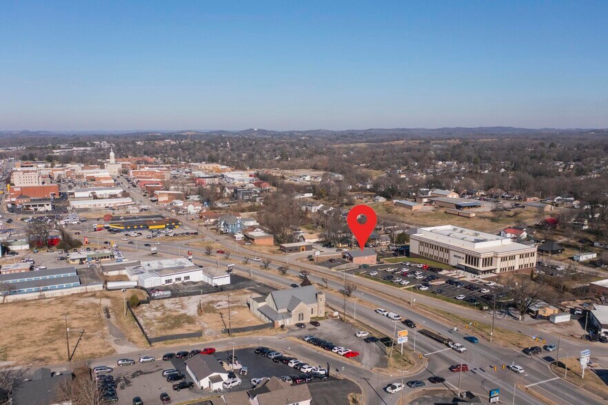 More Photos Of 1113 S Main St, Columbia Freestanding For Sale