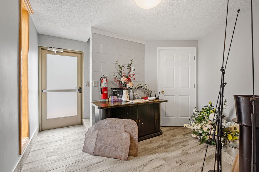 More Photos Of 6206 Lilac Dr N, Brooklyn Center Religious Facility For Sale