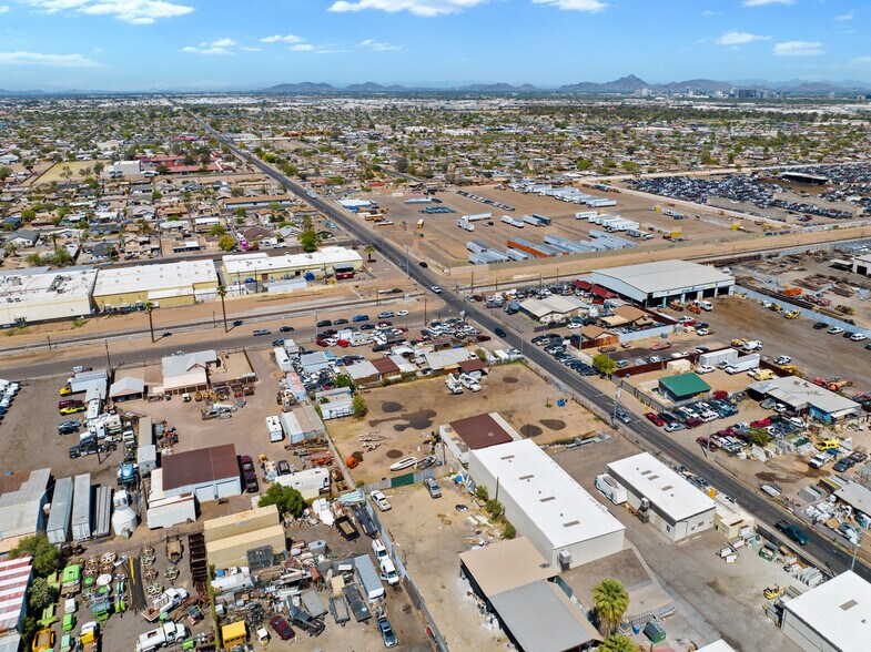 More Photos Of 424 S 31st Ave, Phoenix Service For Sale