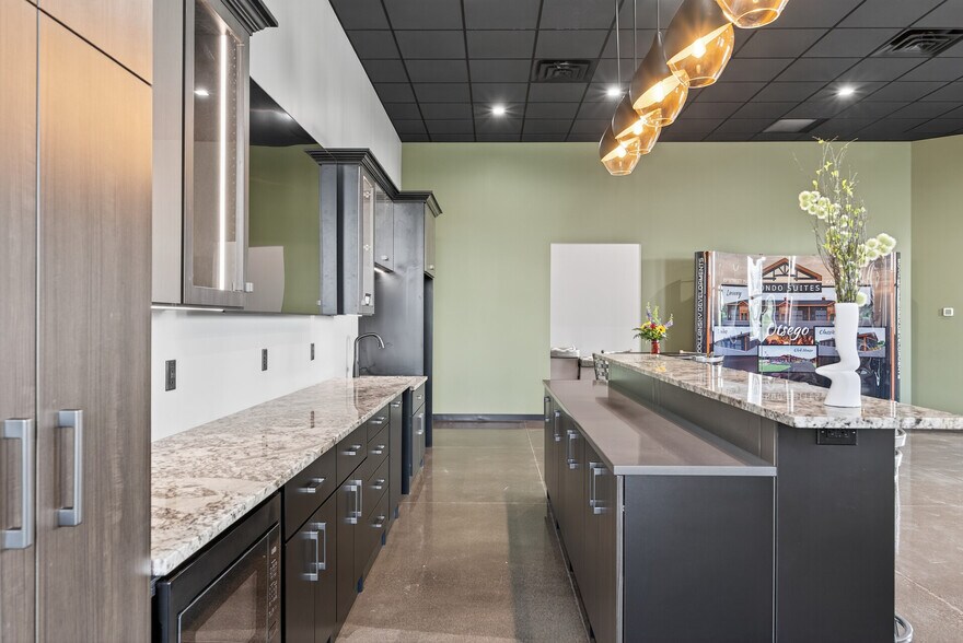 More Photos Of 7040 Kaeding Ln NE, Albertville Industrial For Sale