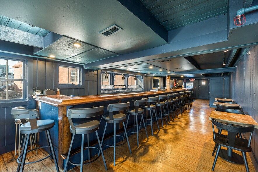 More Photos Of 73 Rocky Neck Ave, Gloucester Restaurant For Sale