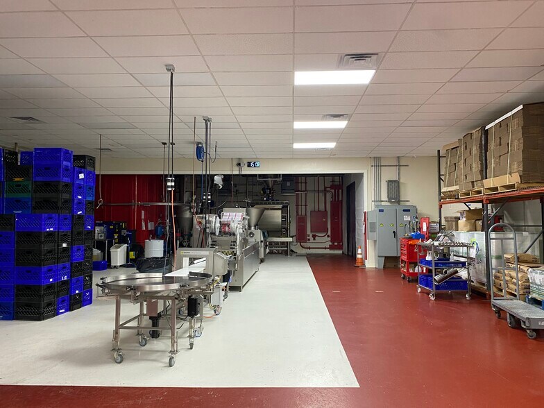 More Photos Of 150 Wildey St, Tarrytown Flex For Sale