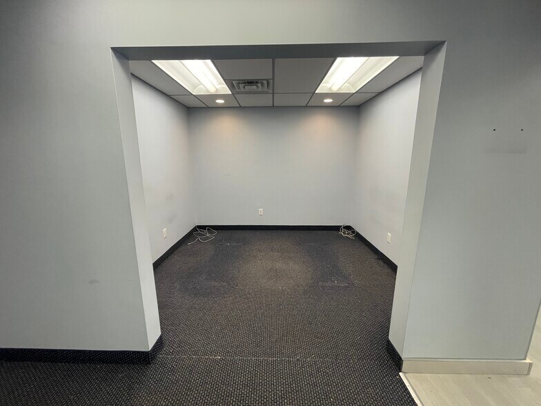 More Photos Of 346-348 Broad Ave, Leonia Restaurant For Lease