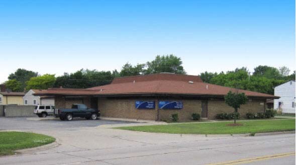 More Photos Of 25625-25647 Schoenherr Rd, Warren Medical For Lease