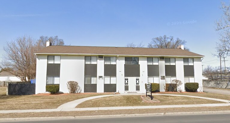 More Photos Of 1771 E Woodward Heights Blvd, Hazel Park Apartments For Sale
