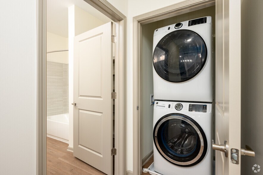 More Photos Of 2755 Red Bloom Dr, Greenwood Apartments For Lease