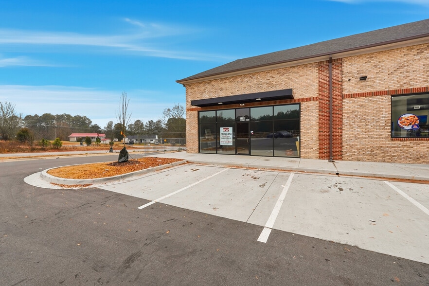 More Photos Of 1255 New Hope Rd, Lawrenceville General Retail For Lease