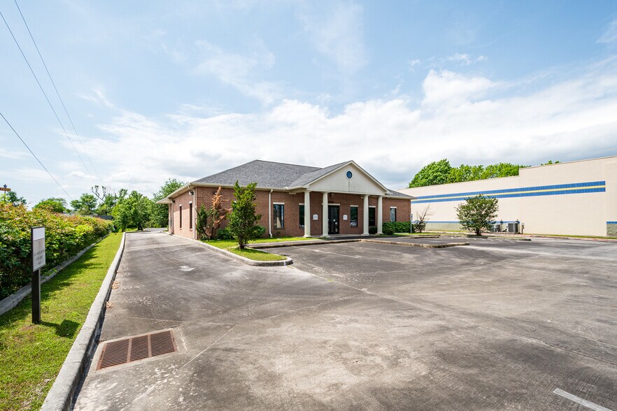 More Photos Of 22240 Farris Green Rd, Porter Bank For Sale