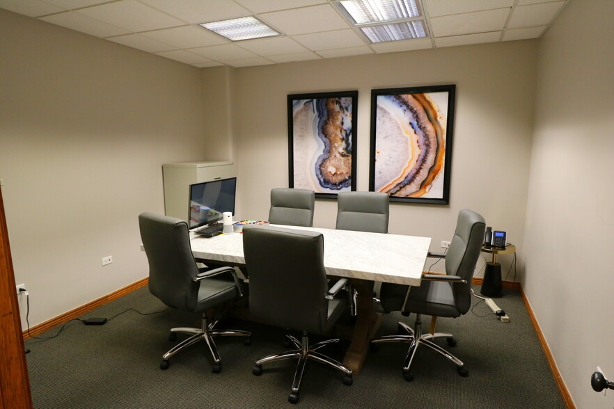 More Photos Of 730 17th St, Denver Office For Sale