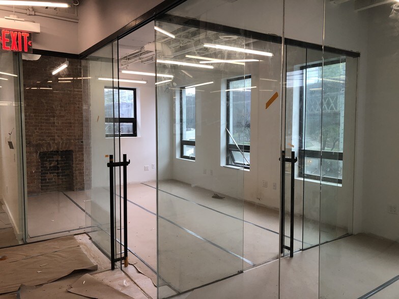 More Photos Of 839 Broadway, Brooklyn Freestanding For Lease