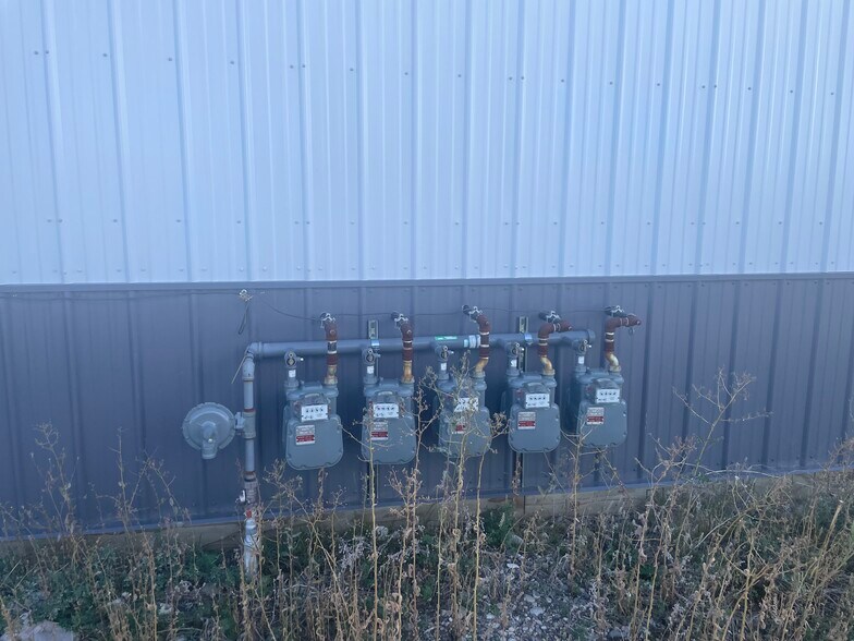 More Photos Of 77264 Gallatin Rd, Bozeman Warehouse For Lease