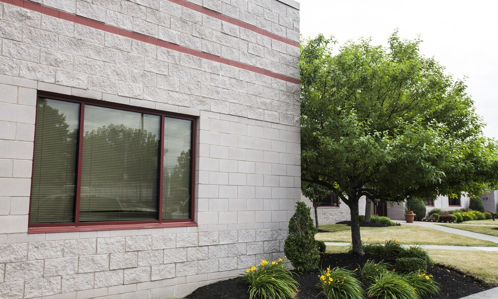 More Photos Of 4950 Genesee St, Cheektowaga Light Manufacturing For Lease