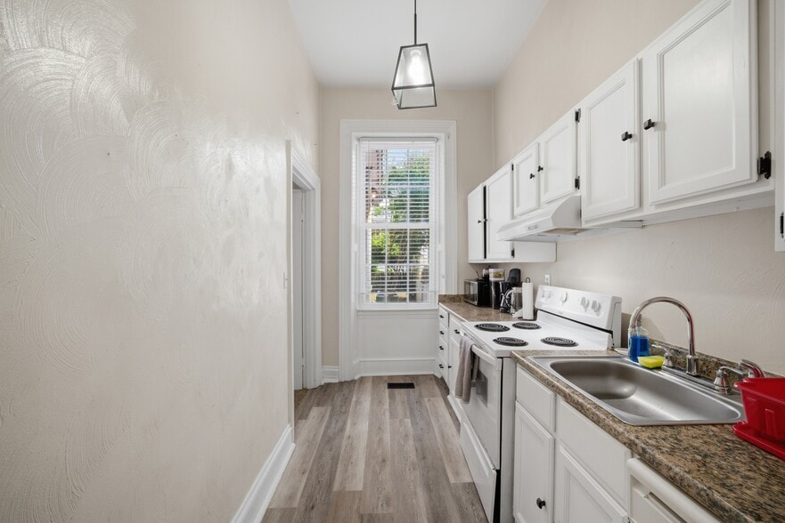 More Photos Of 367 Middle St, Portsmouth Apartments For Sale