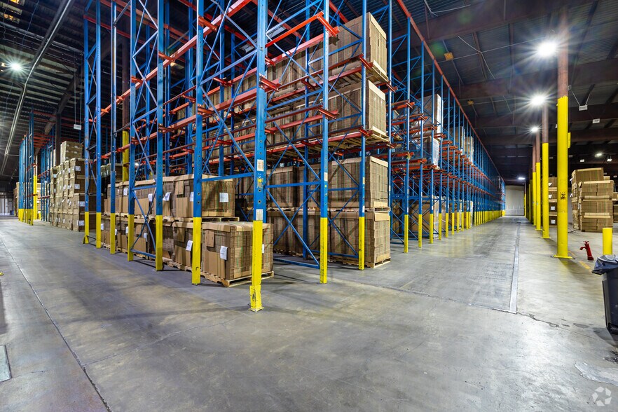 More Photos Of 4300 Church Rd, Centreville Truck Terminal For Lease