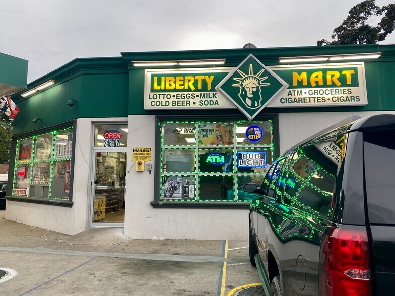 More Photos Of 246-02 South Conduit, Rosedale Service Station For Sale