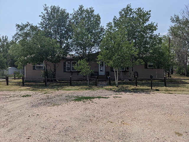 More Photos Of 1902 Avenue C, Cheyenne Industrial For Sale