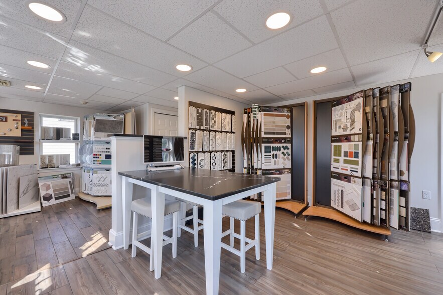 More Photos Of 2603 Lititz Pike, Lancaster General Retail For Sale