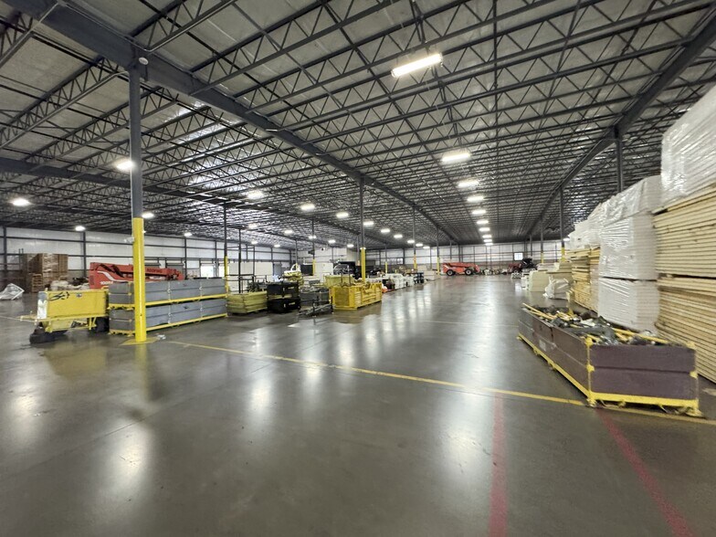 More Photos Of 4901 Esco Dr, Fort Worth Manufacturing For Lease