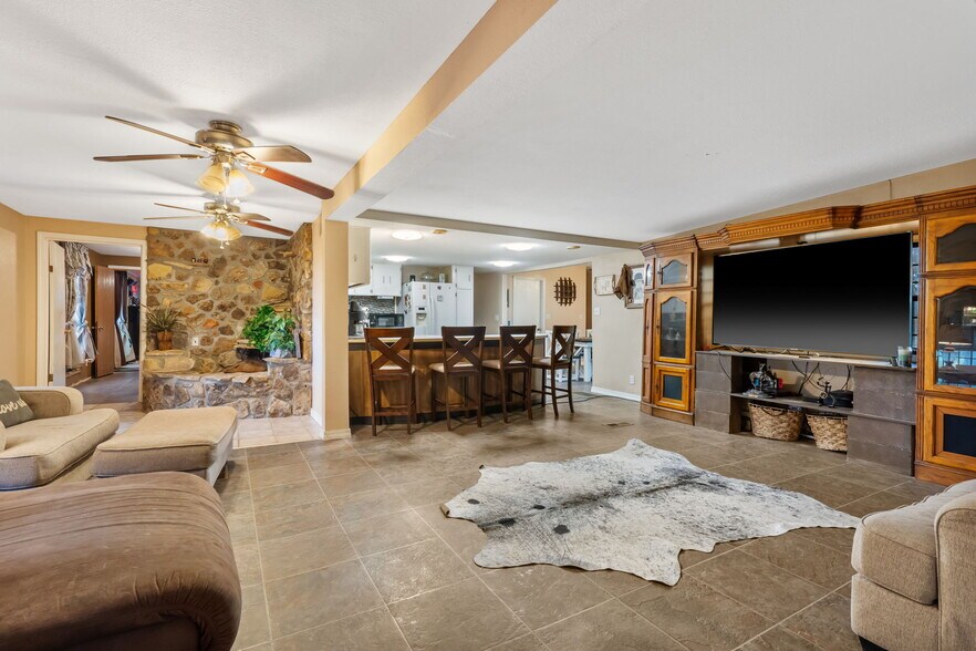 More Photos Of 6162 US Highway 160, Theodosia Restaurant For Sale