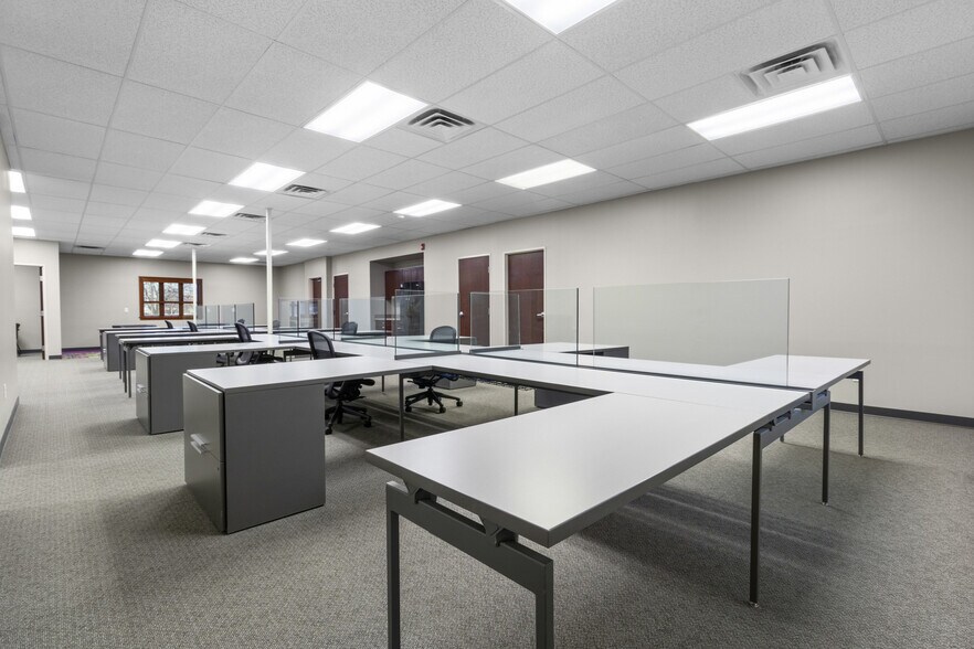 More Photos Of 695 Pro Med Ln, Carmel Medical For Sale