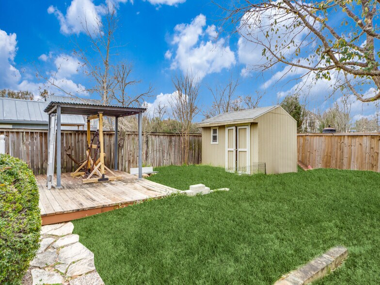 More Photos Of 118 N Plant Ave, Boerne Medical For Lease