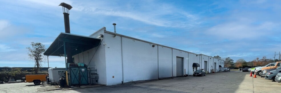 More Photos Of 528 S Military Hwy, Virginia Beach Warehouse For Lease