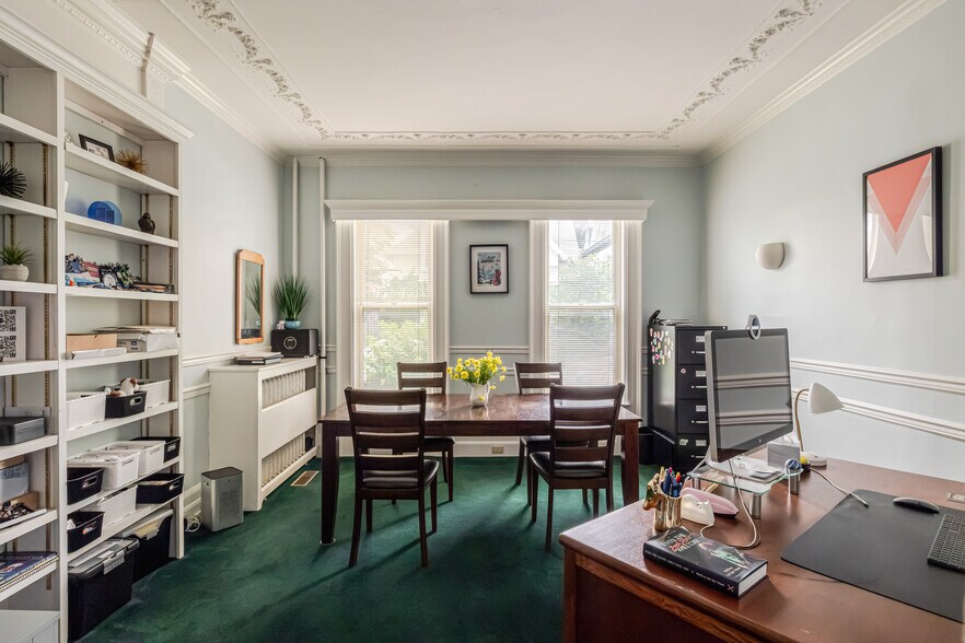 More Photos Of 437 E Allen St, Hudson Office For Sale
