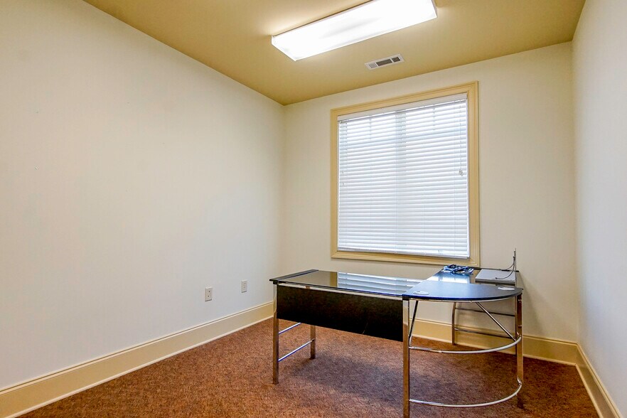 More Photos Of 110 Harmony Crossing, Eatonton Medical For Lease