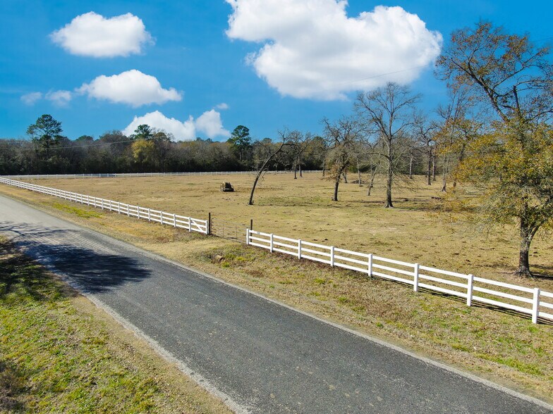 More Photos Of 26071 Forest Hills Ln, Waller Land For Sale