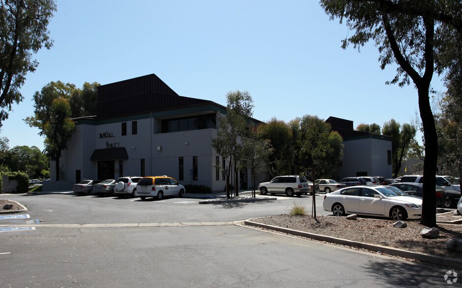 More Photos Of 1700 Adams Ave, Costa Mesa Office For Lease