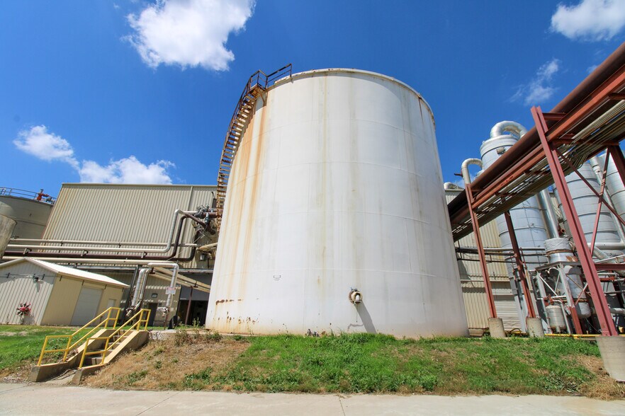 More Photos Of 6059 159th St, Galva Food Processing For Sale