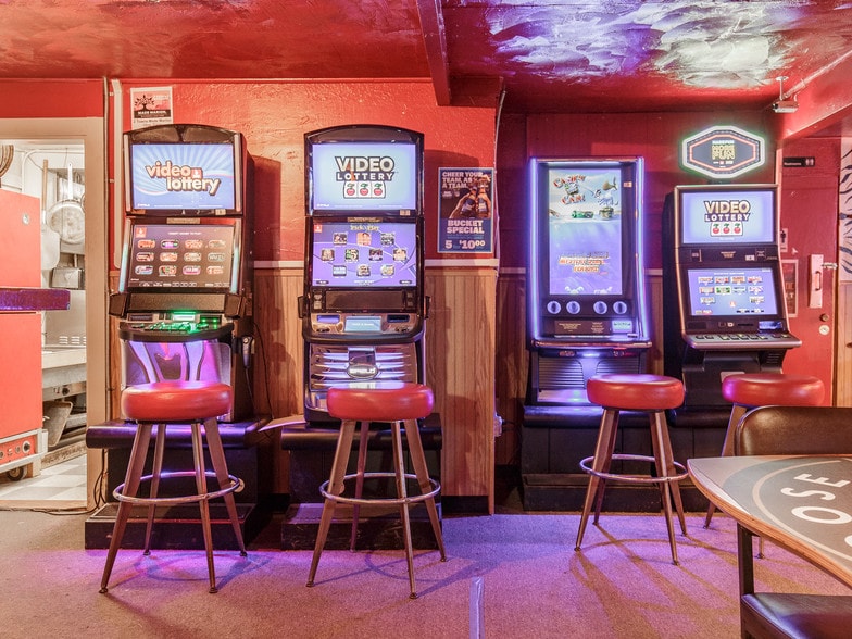 More Photos Of 39128 Dexter Rd, Dexter Restaurant For Sale