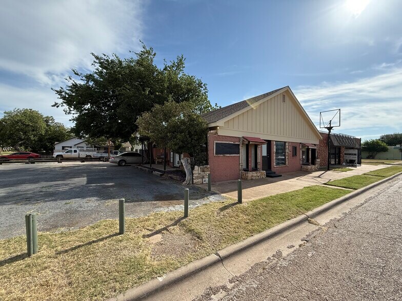 More Photos Of , Abilene Unknown For Sale