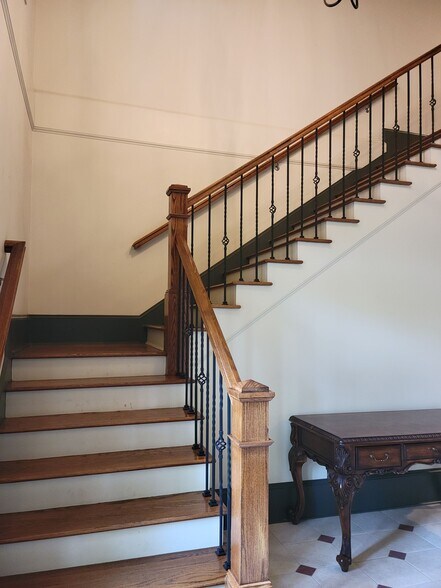 More Photos Of 1022 Twelve Oaks Pl, Watkinsville Loft Creative Space For Lease