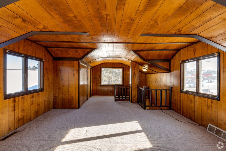 More Photos Of 456 Ortonville Rd, Ortonville Storefront Retail Residential For Sale