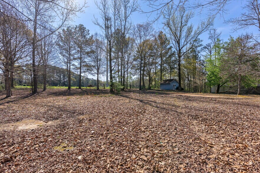 More Photos Of 8986 U.S. 29 S, Hull Land For Sale